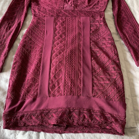 Small Long Sleeve Windsor Dress - Picture 3 of 7